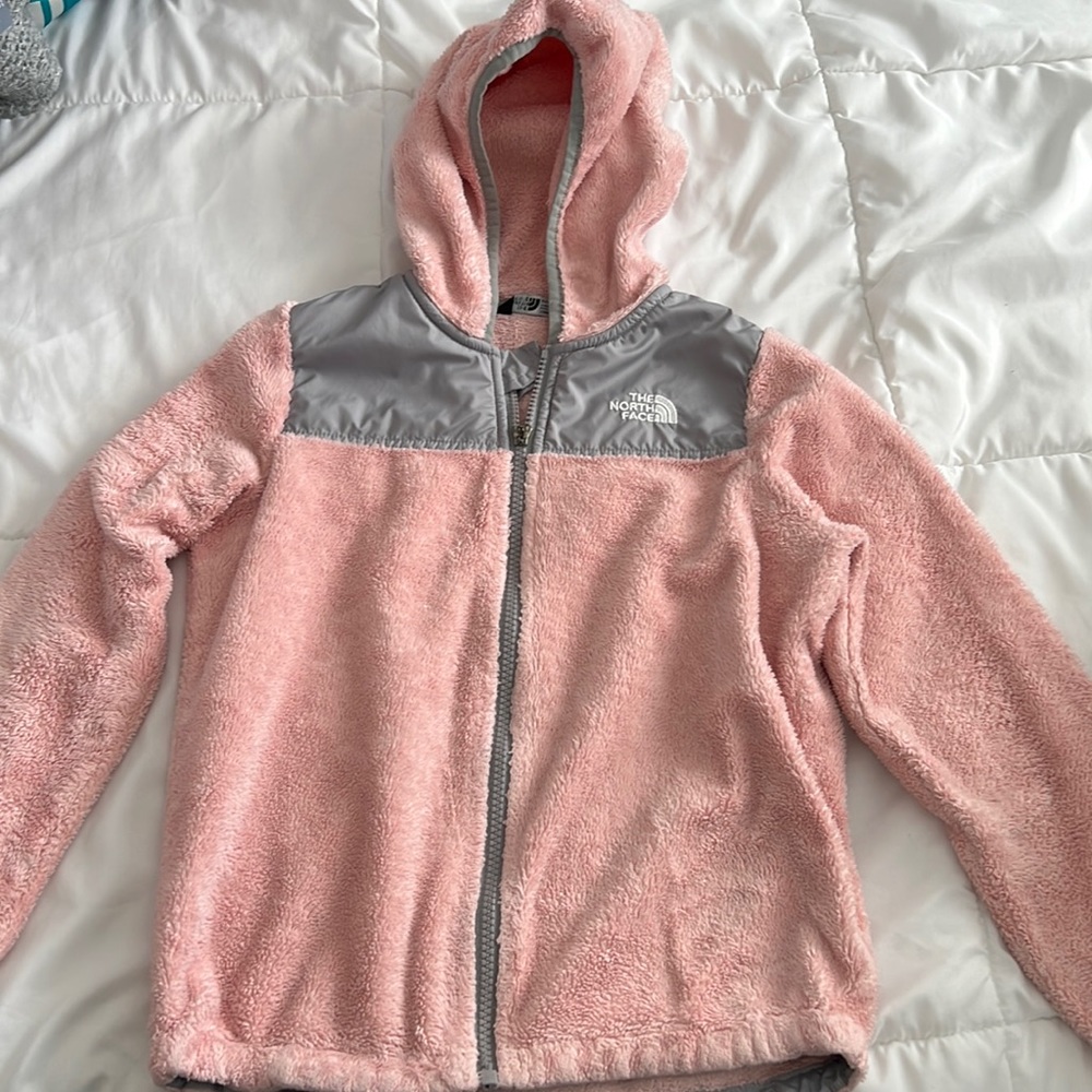 Title girls north face sweater size 6T 6B